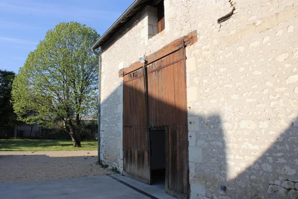 Coliwork Le Saint Romain Dange-Saint-Romain Exterior foto